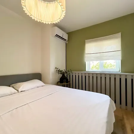 Downtown Story By Urbanesq Apartament