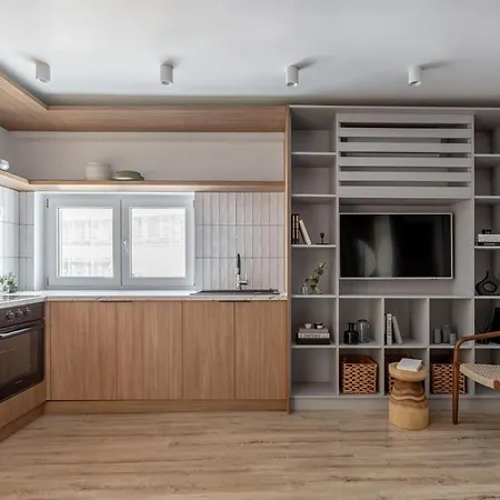 Downtown Story By Urbanesq Apartman