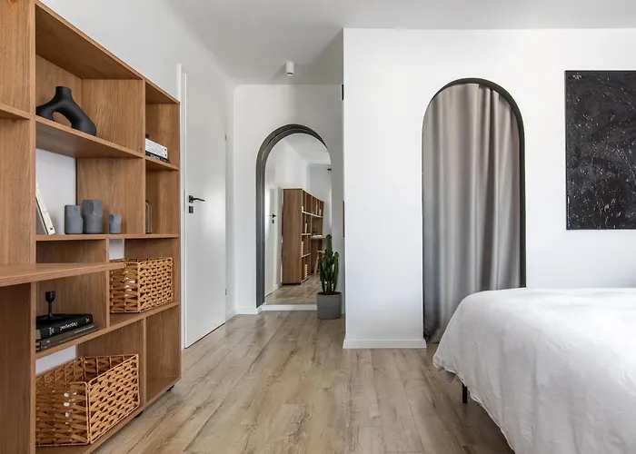 Apartman Downtown Story By Urbanesq